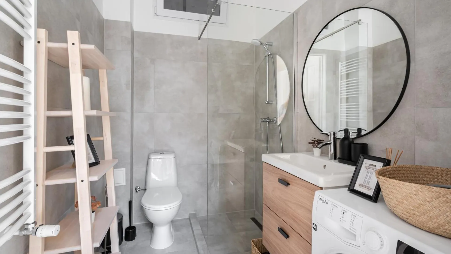 Empire Echo 2-Bdr Apartment Budapest